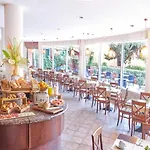 Sunway Playa Golf & 시체스