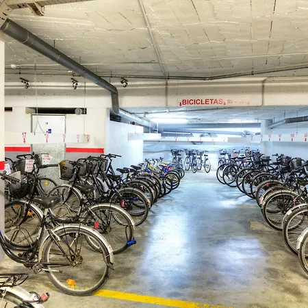 锡切斯桑威海滩高尔夫及spa酒店 酒店 4*