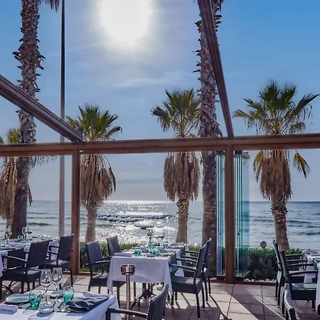 酒店 锡切斯桑威海滩高尔夫及spa酒店 4*